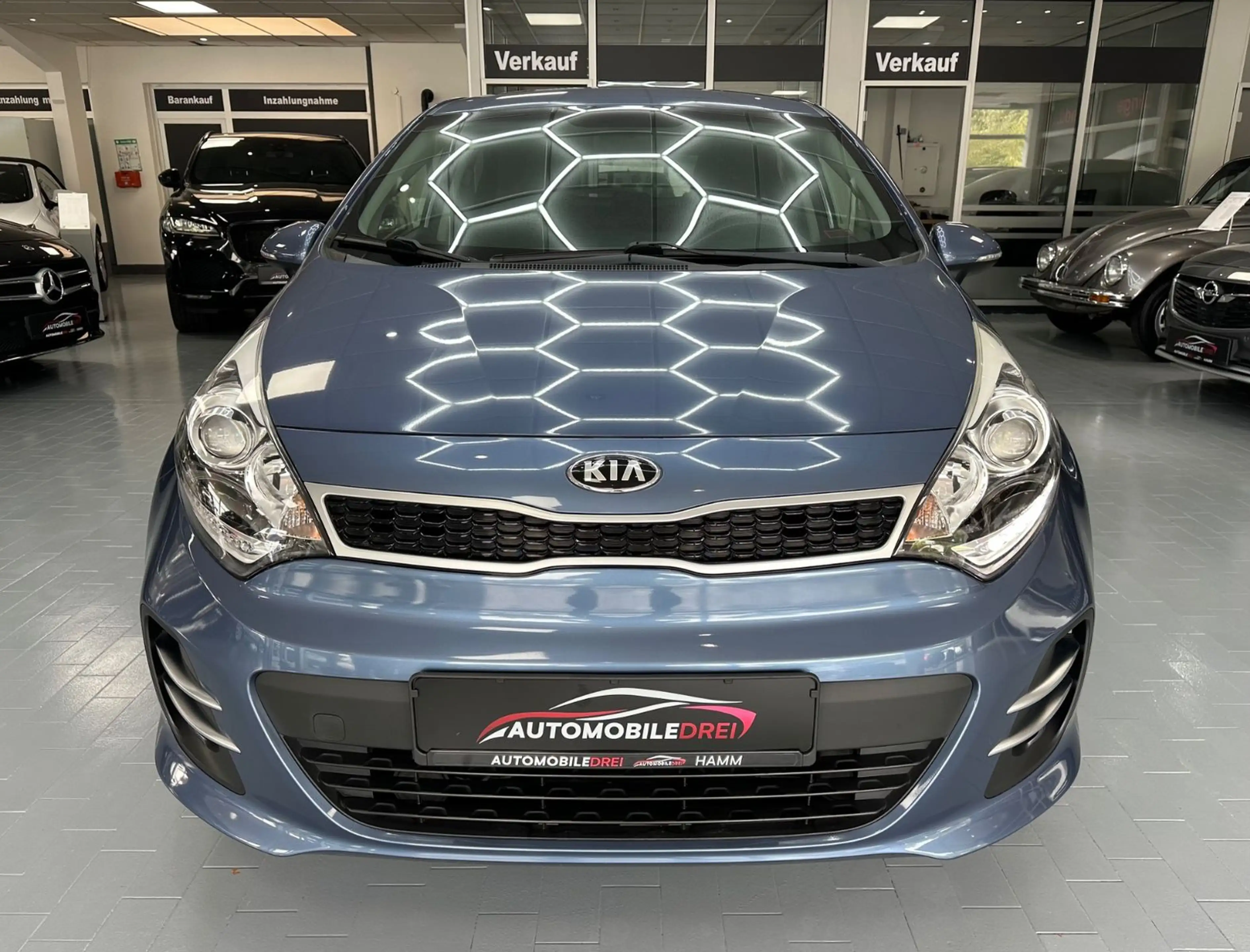 Kia Rio Dream Team 1.4/ Kamera/ 1. Hand — photo 8