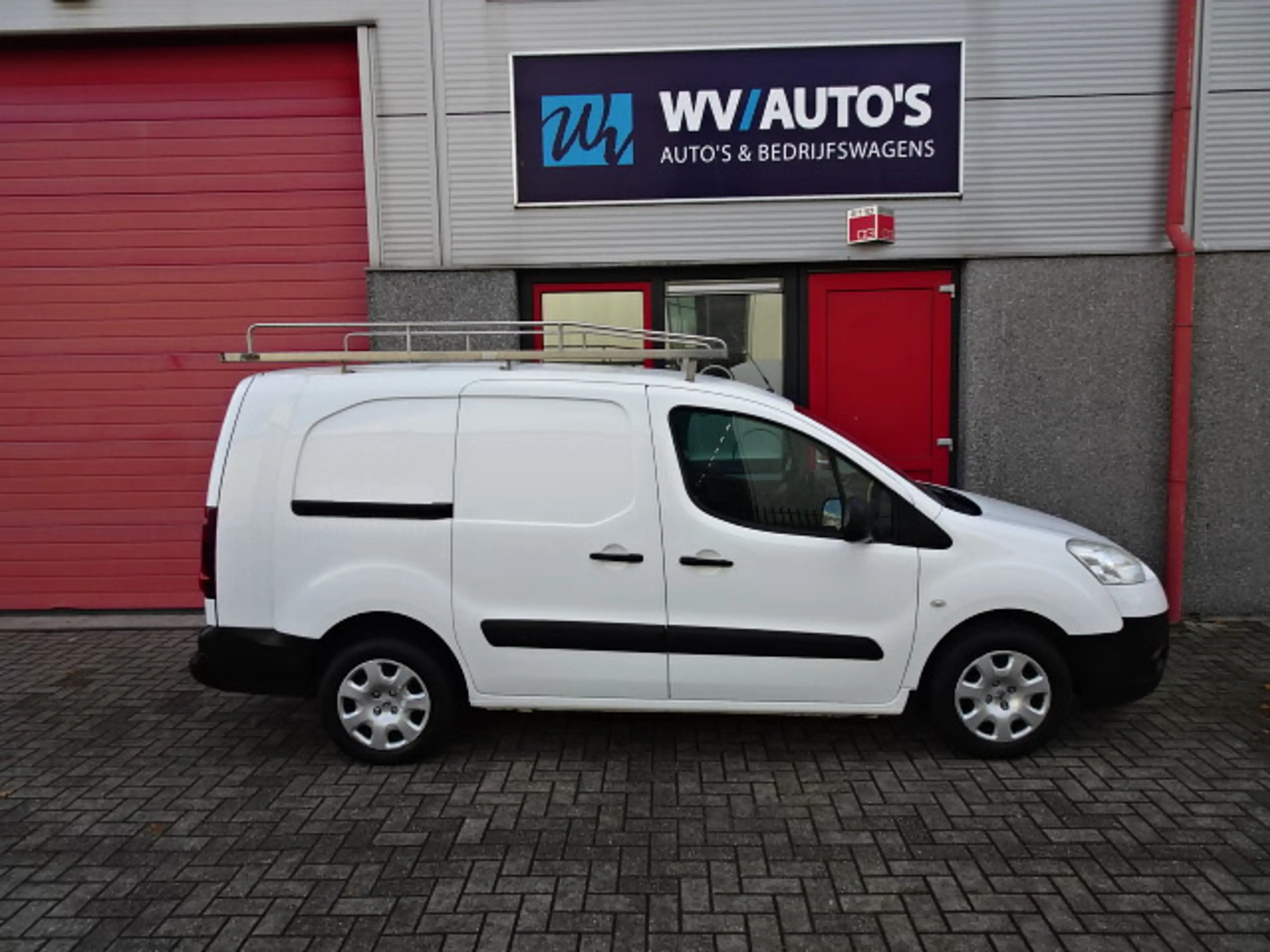 Peugeot Partner 122 1.6 e-HDI L2 XR airco inrichting imperiaal — photo 8