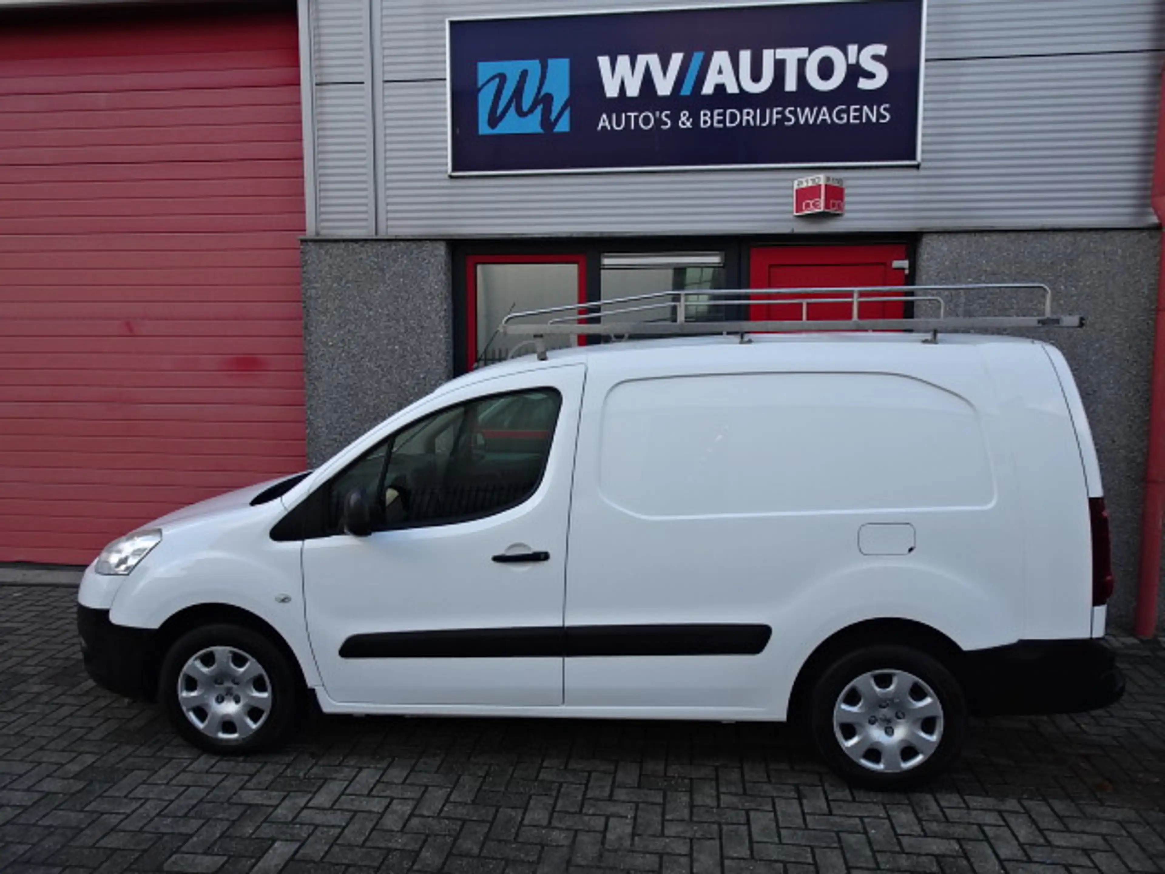 Peugeot Partner 122 1.6 e-HDI L2 XR airco inrichting imperiaal — photo 7