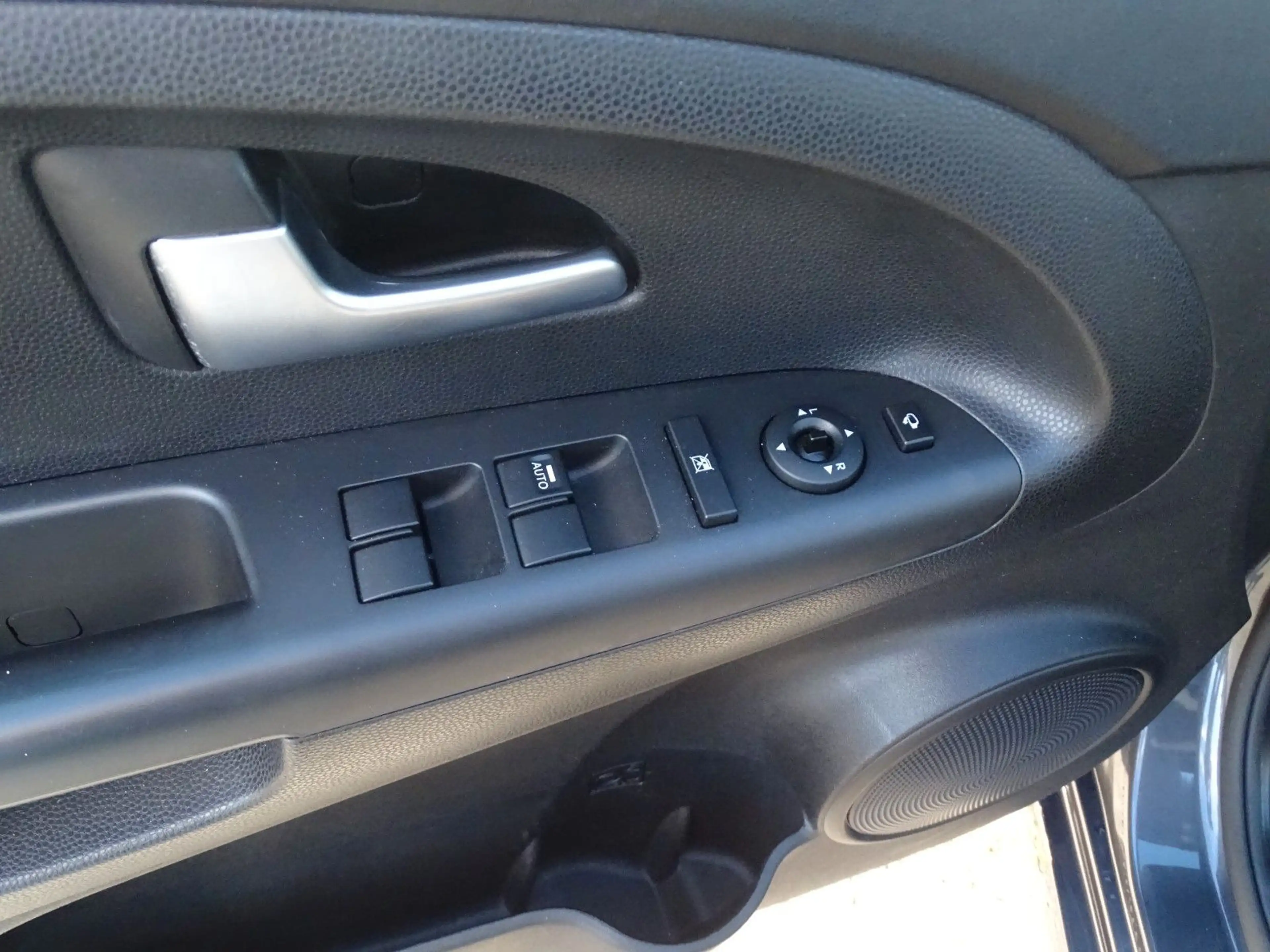 Kia Venga 1.4 GDi Spirit Panor.dach — photo 9