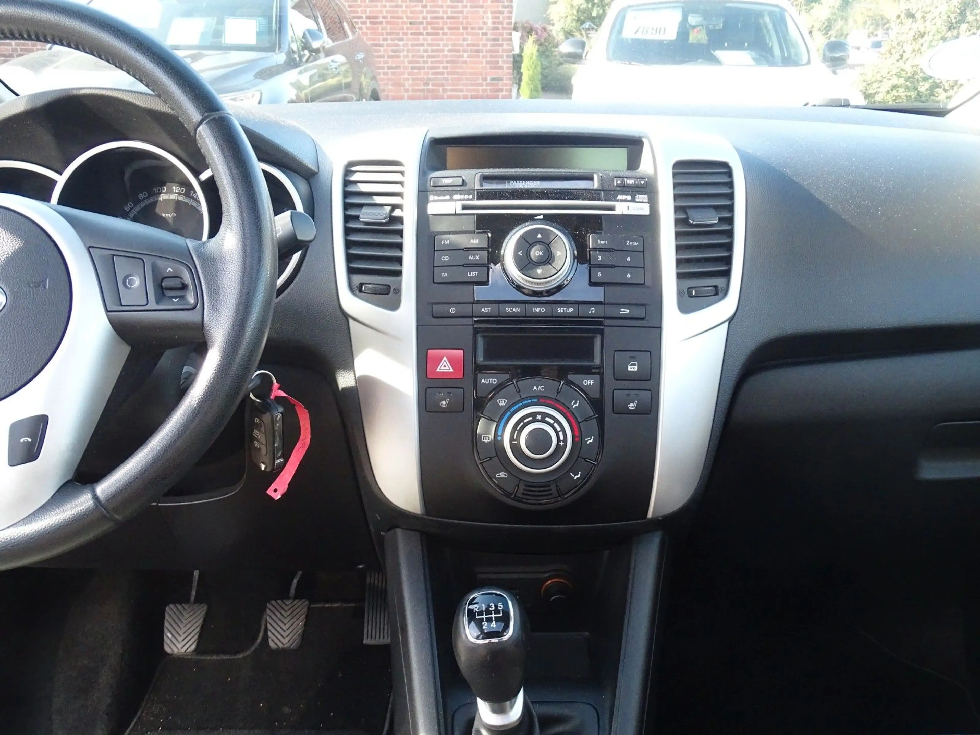 Kia Venga 1.4 GDi Spirit Panor.dach — photo 11