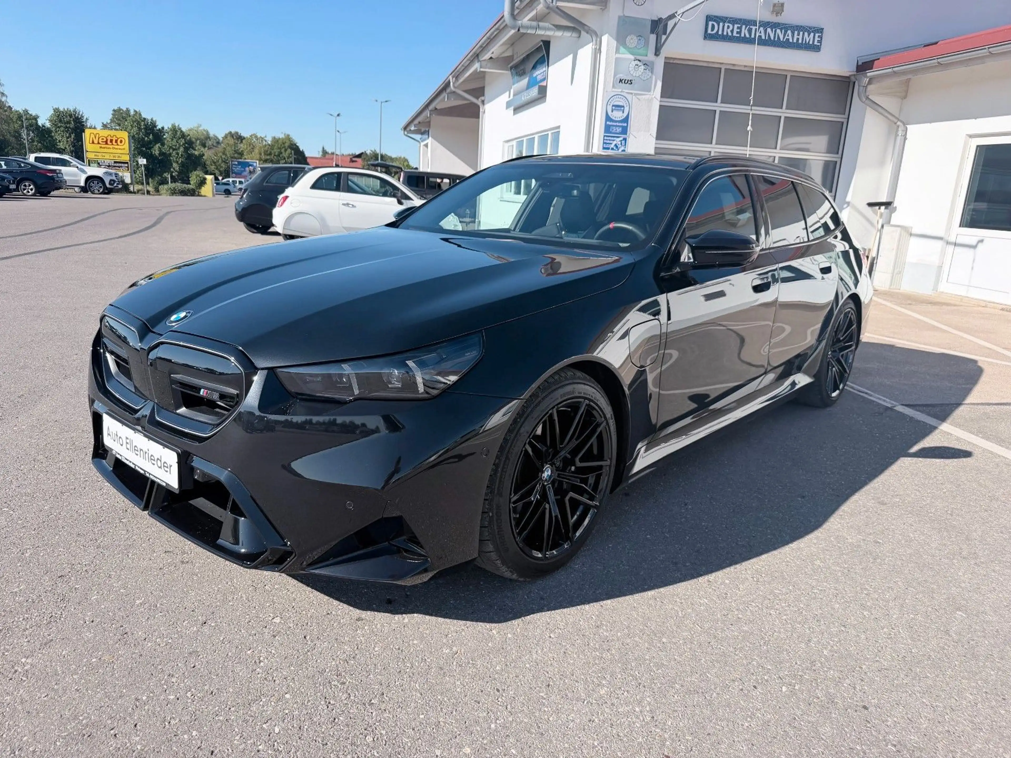 BMW M5 Touring AHK Sitzlüftung B&W ACC 360° — photo 3