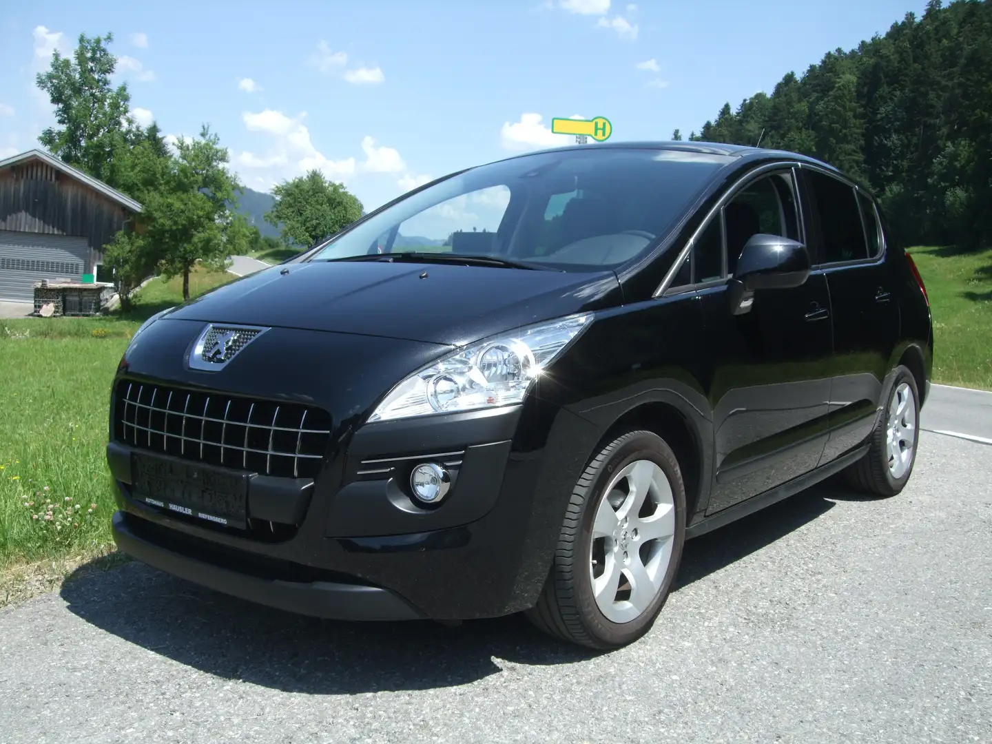 Peugeot 3008 Lion Edition HDi 115 Schwarz - 1