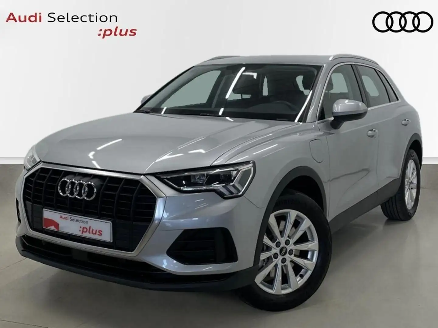 Audi Q3 45 TFSIe Advanced S-tronic Plateado - 1