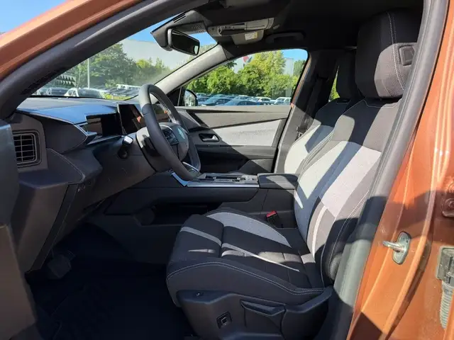 Opel Grandland view 9