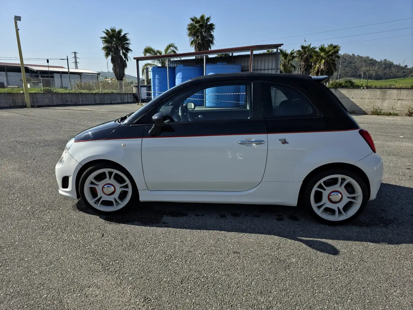 Abarth 500C 1.4 16v t. t-jet bicol. 140cv MTA - 2