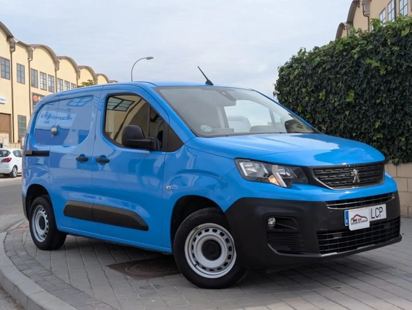 Peugeot Partner 1.5BlueHDI Premium Standard 1000kg 75 Blu/Azzurro - 2