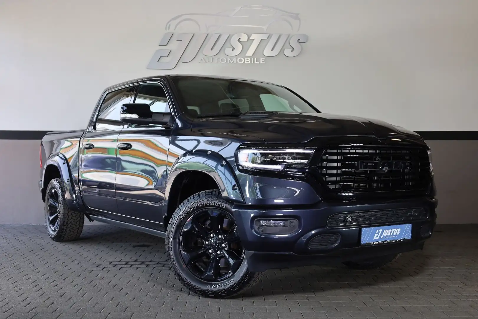 Dodge RAM 5.7 Limited/BRCGAS/4xSHZ/4xSBL/HK/PANO/R20 Gris - 1