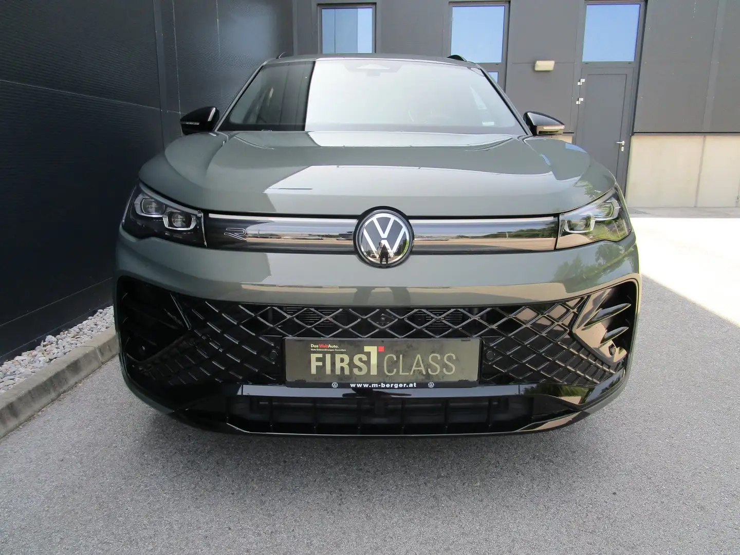 Volkswagen Tiguan R-Line TDI 4MOTION DSG Grün - 2