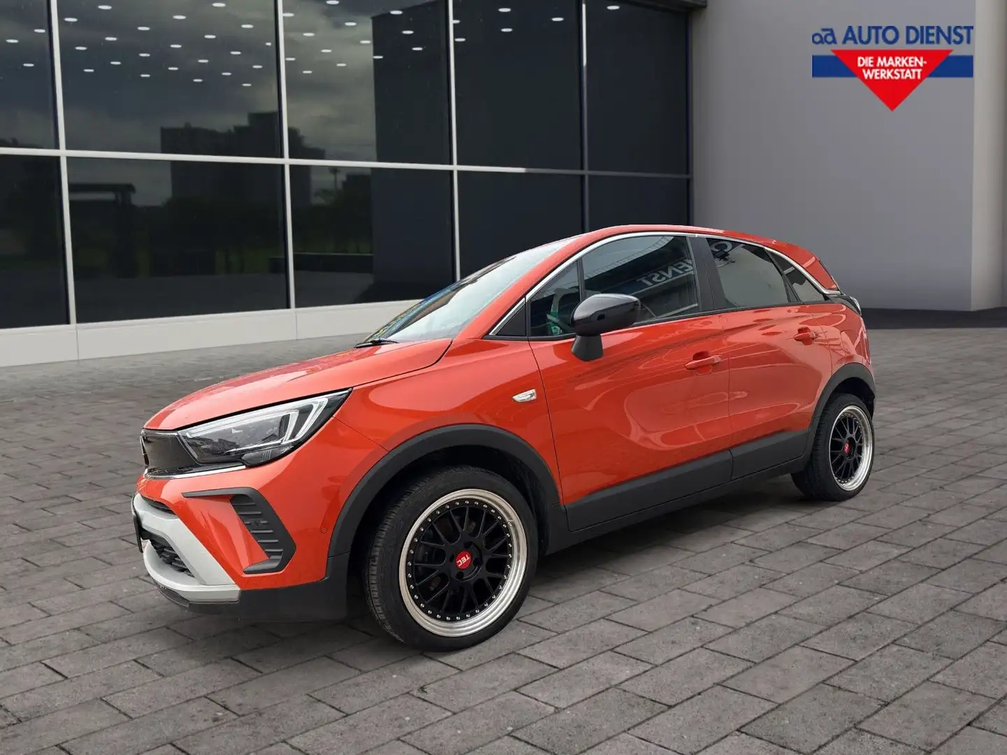 Opel Crossland X Orange - 1