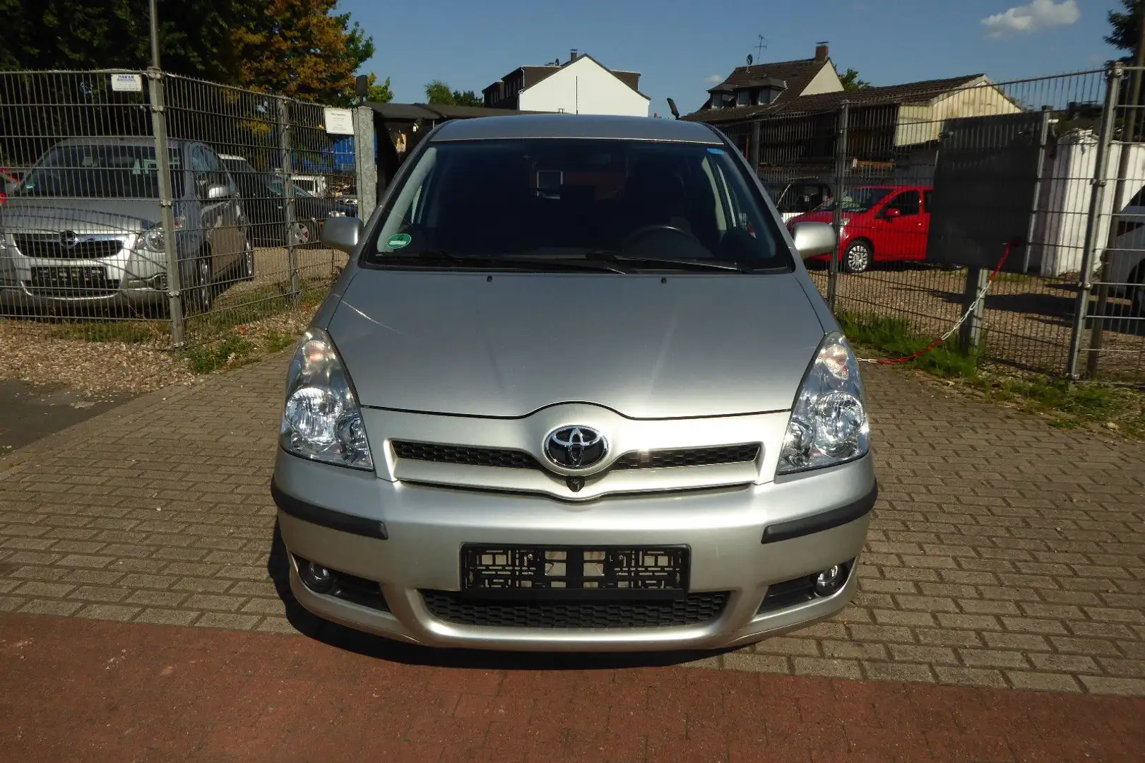 Toyota Corolla Verso 1.8 Executive/ 7 Sitzer/Automatik Argent - 2