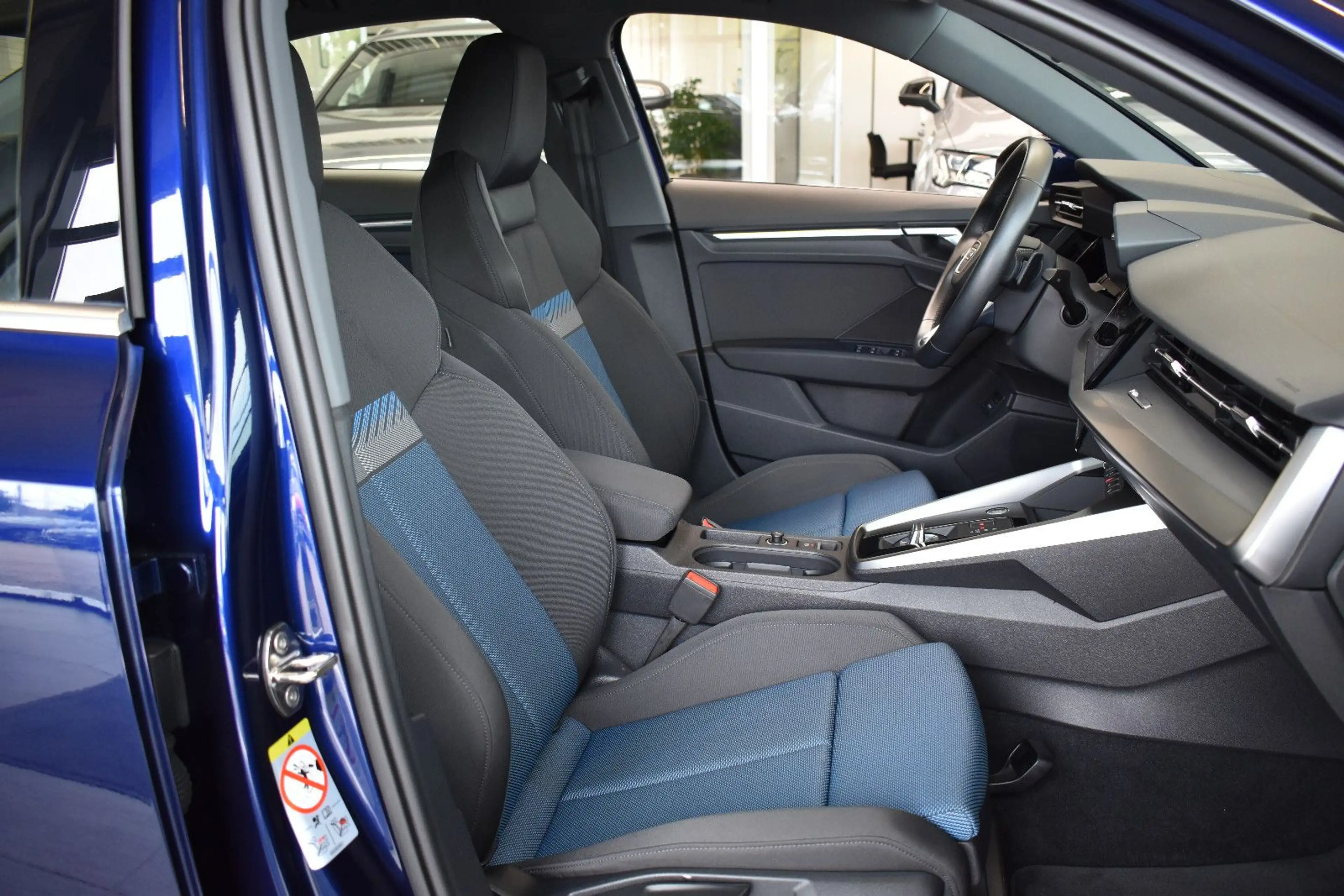 Audi A3 Limo 35TFSI S-tronic advanced LED~Virtual~HUD — photo 9