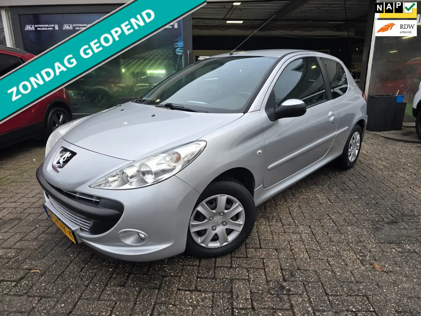 Peugeot 206 + 1.4 XS | 2E EIGENAAR | NW APK | AIRCO | 12 MND G Grijs - 1