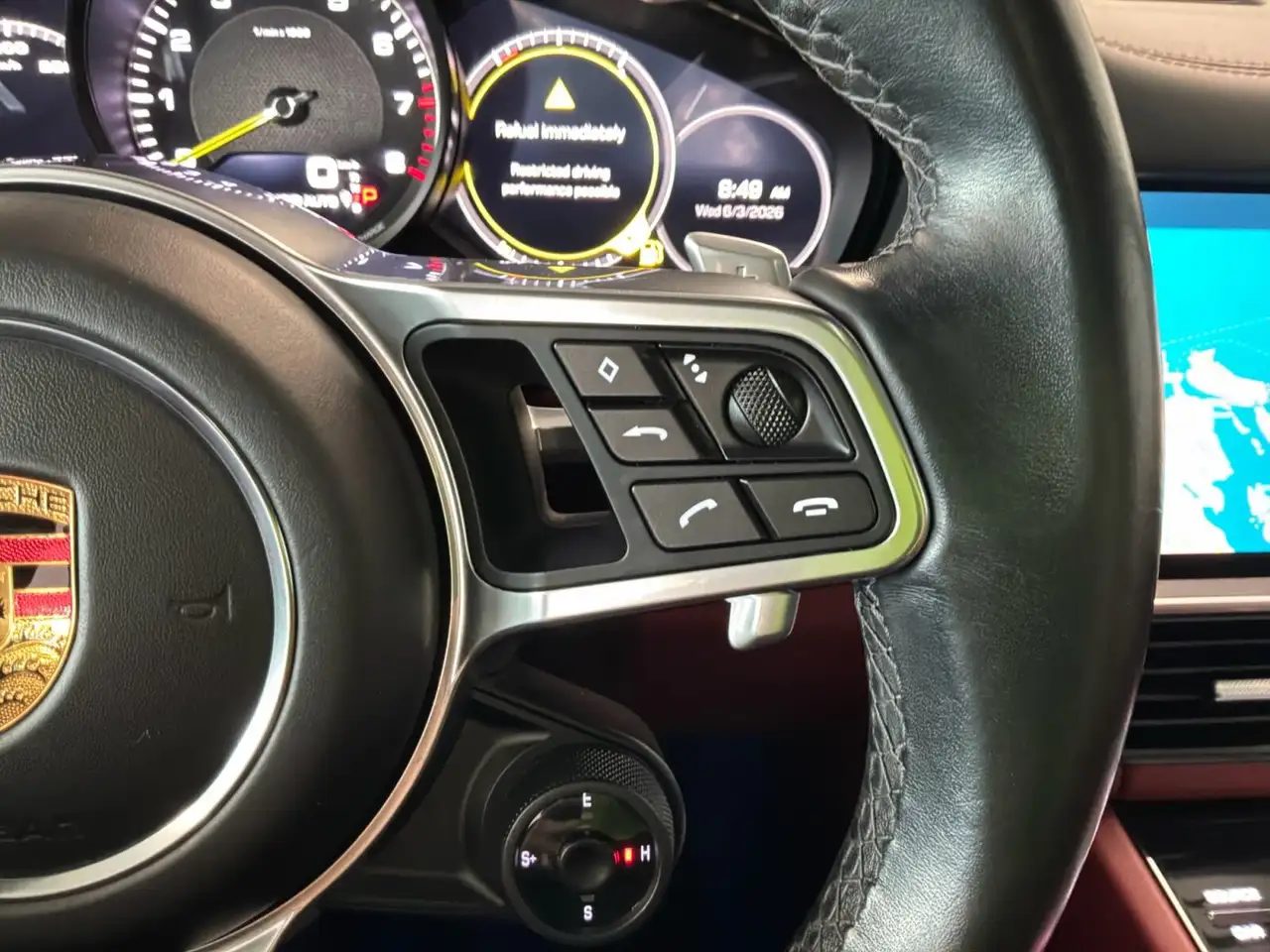 Porsche Cayenne снимка Porsche Cayenne