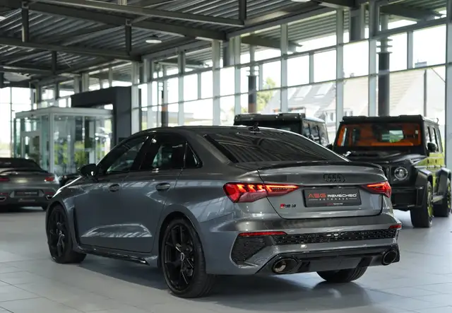 Audi RS3 view 10