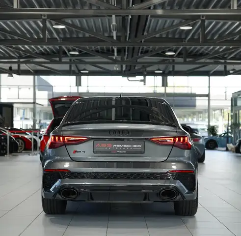 Audi RS3 view 9