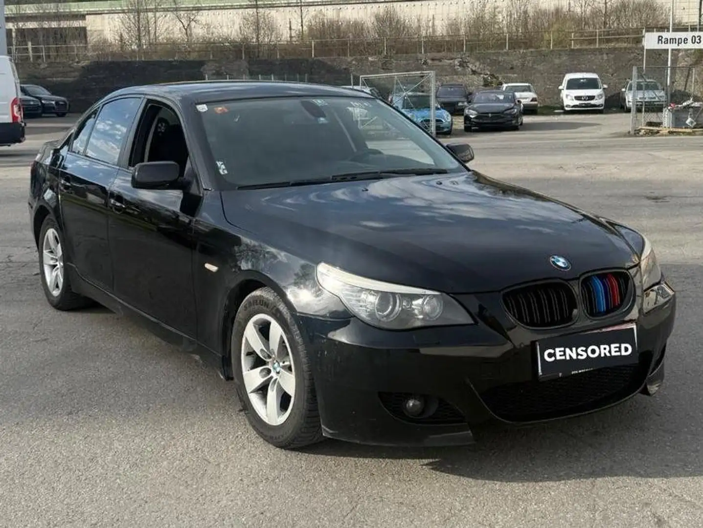 BMW 525 525d Schwarz - 1