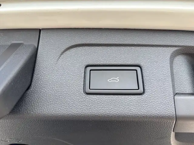 Volkswagen Touran view 14