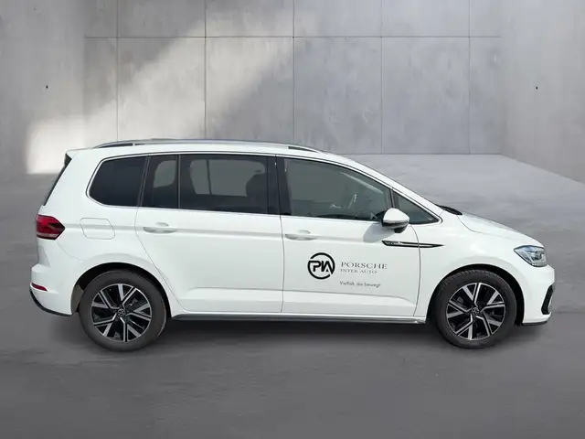 Volkswagen Touran view 6