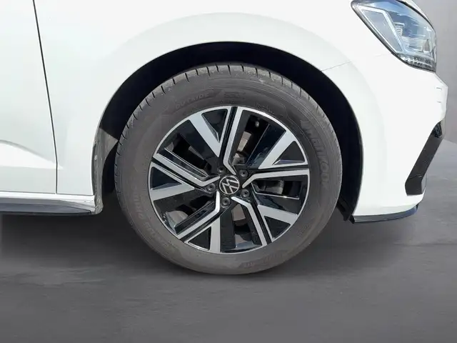Volkswagen Touran view 7