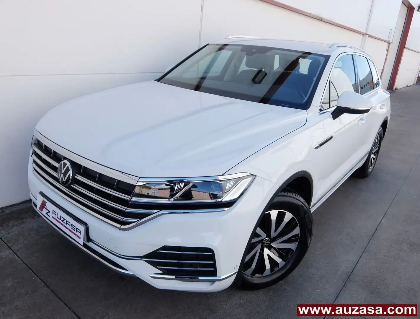 Volkswagen Touareg 3.0TDI V6 Premium Tiptronic Elegance 4M 170kW Blanco - 1