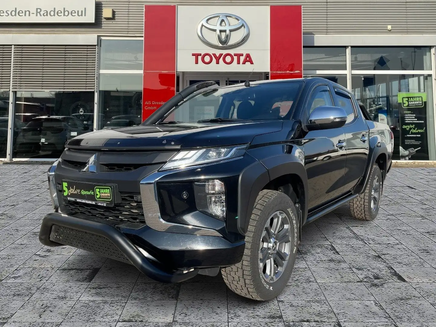 Mitsubishi L200 4x4 2.2 DI-D Doppelkabine Spirit StandHz*AHK Negro - 2