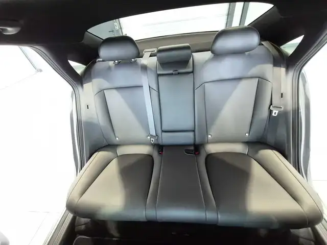 Hyundai Ioniq 6 view 14