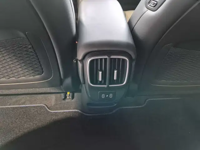 Hyundai Ioniq 6 view 13