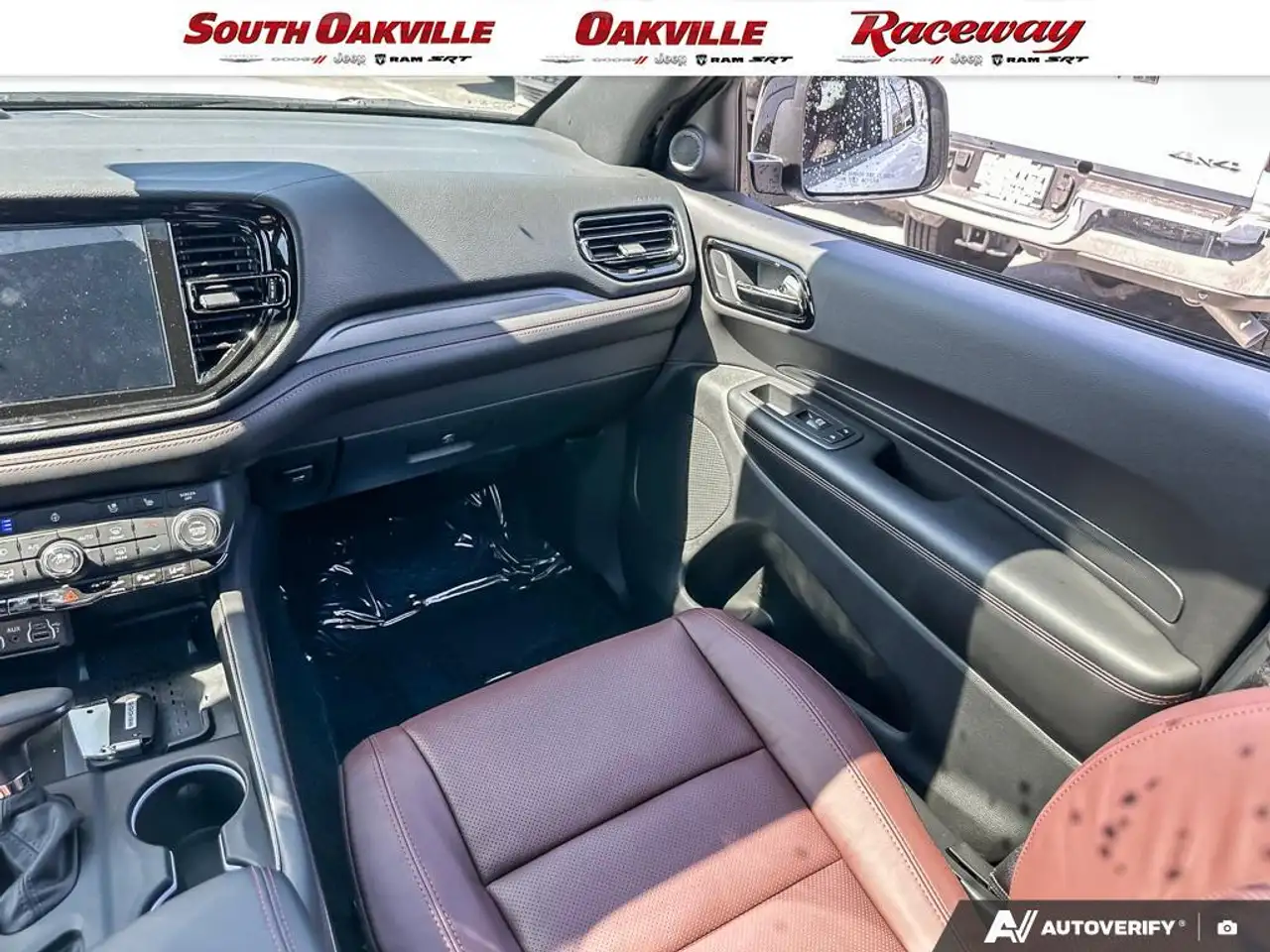 Dodge Durango снимка Dodge Durango
