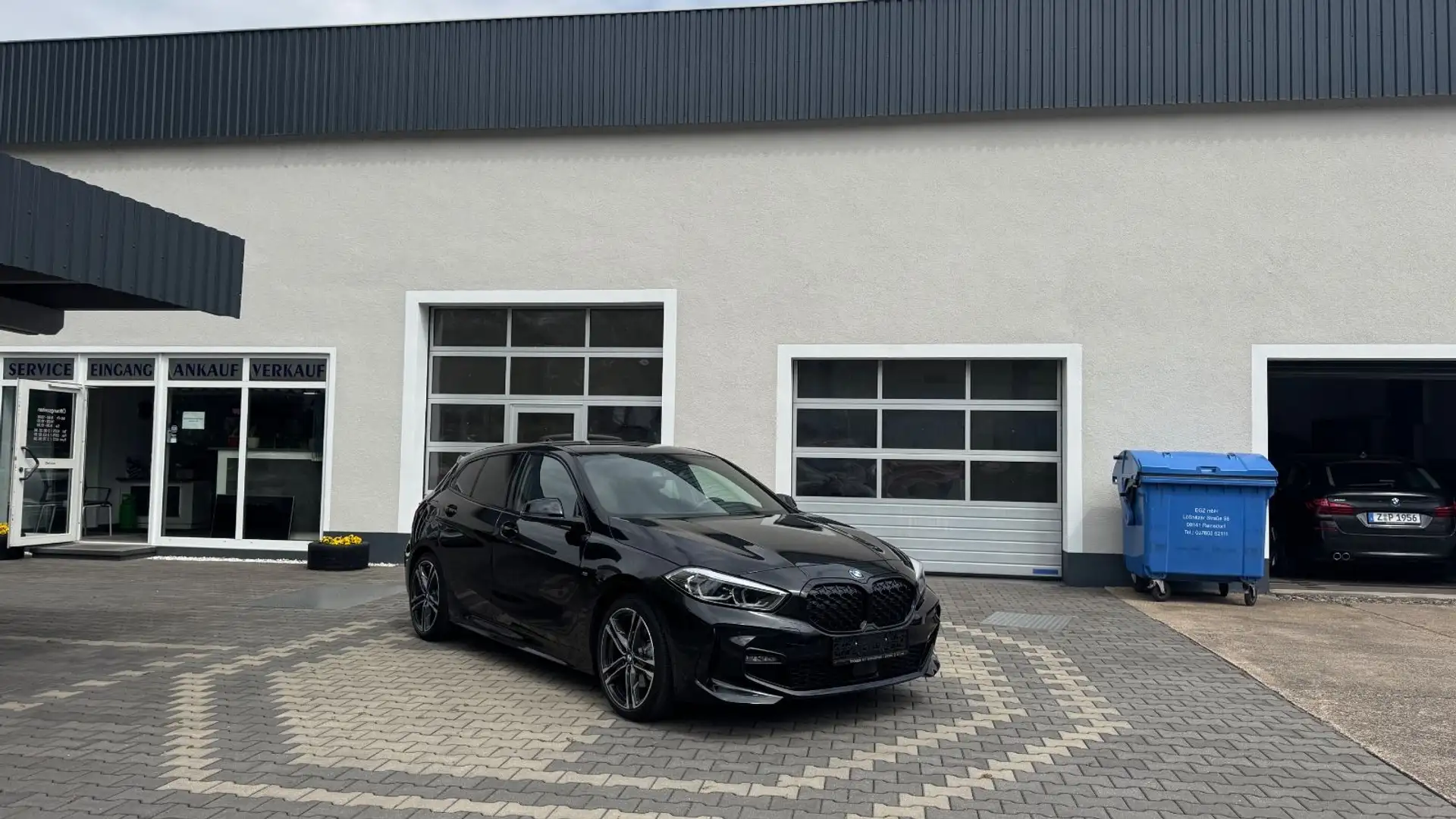 BMW 118 i Lim M Sport LED NaviProf Autom Kam Edition Schwarz - 1