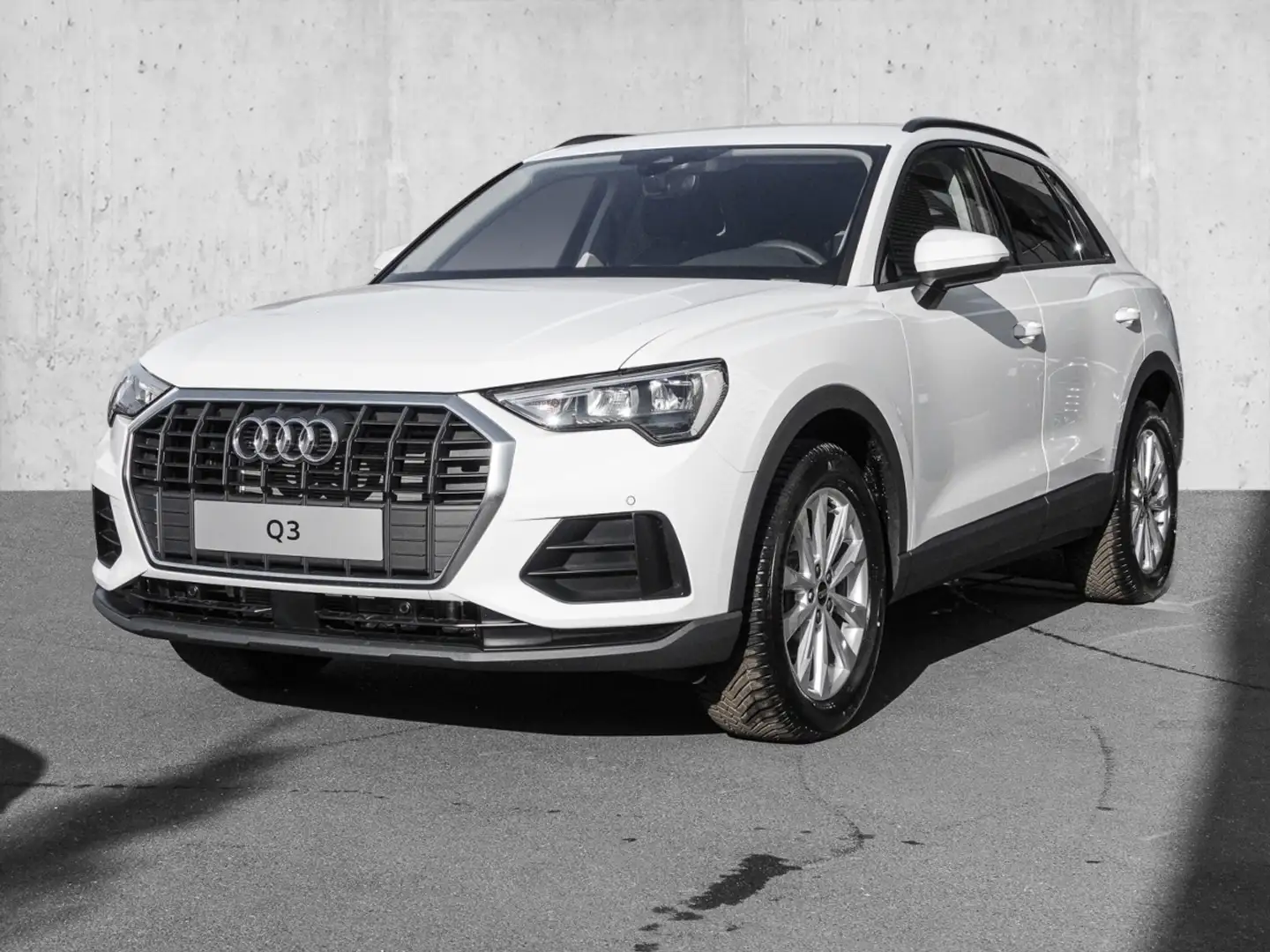 Audi Q3 35 TFSI 110(150)  S tronic Weiß - 2