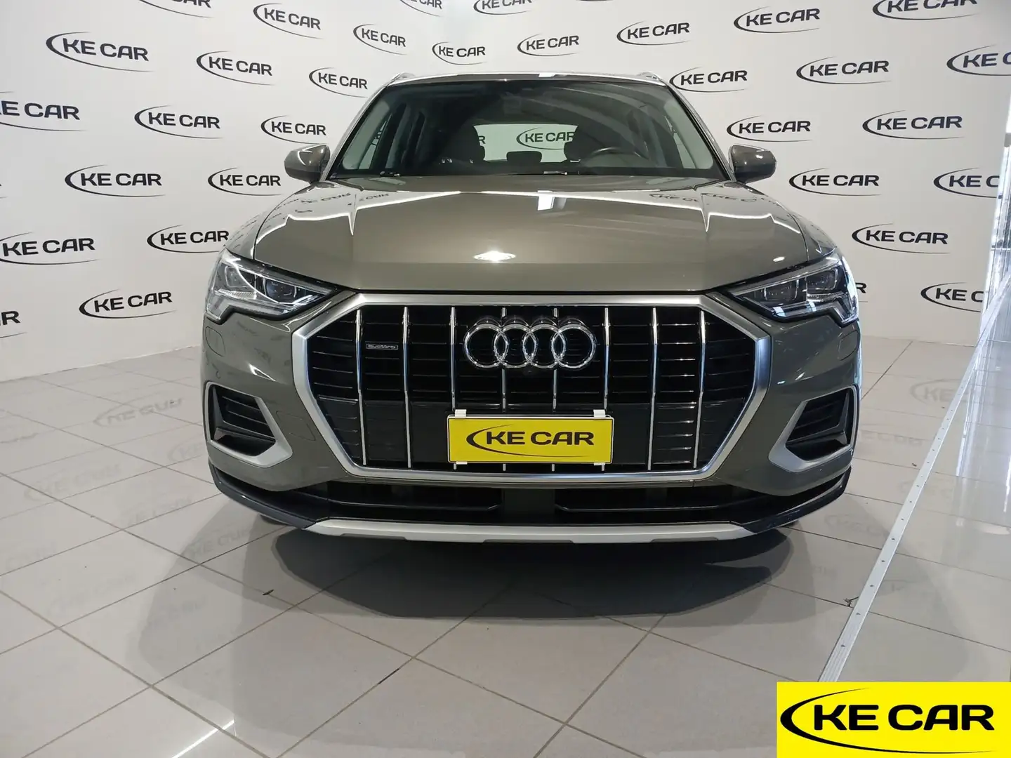 Audi Q3 35 TDI quattro Business Advanced Grigio - 2