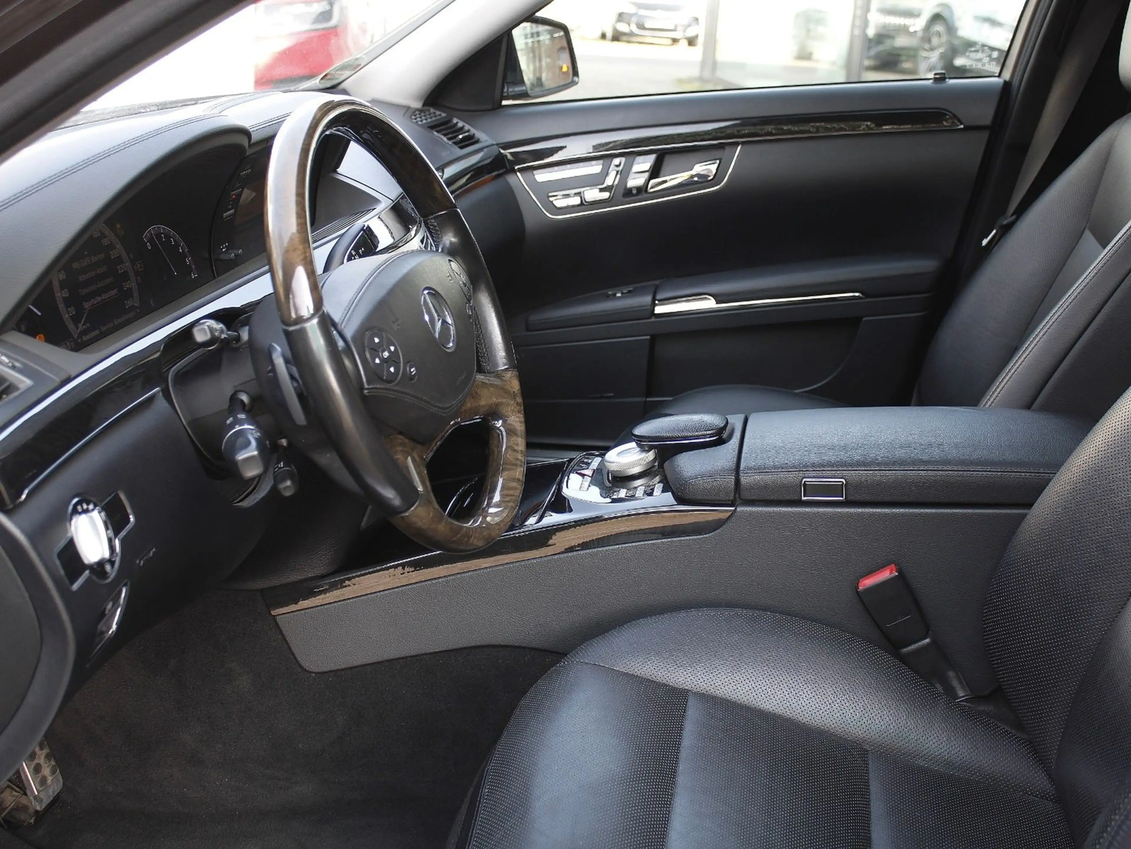 Mercedes-Benz S 350 d 4M AMG *KAMERA+SPUR+H&K+AiRMATiC* — photo 6