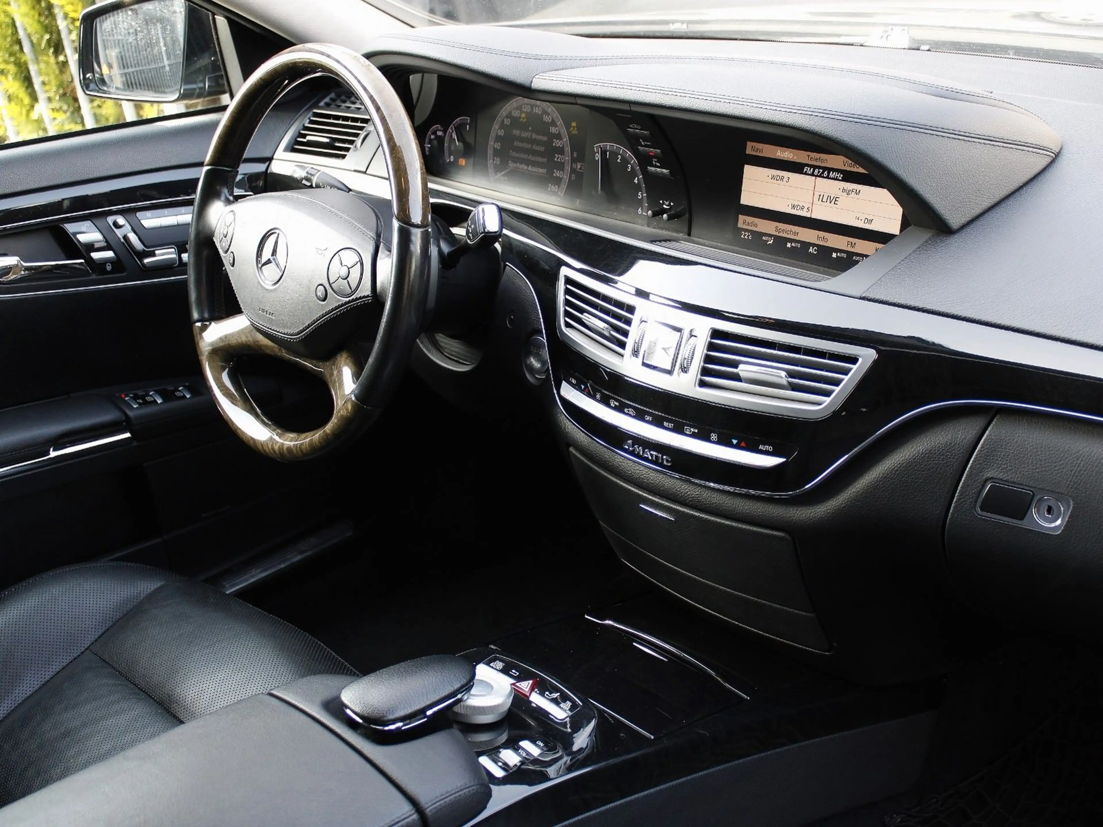 Mercedes-Benz S 350 d 4M AMG *KAMERA+SPUR+H&K+AiRMATiC* — photo 9