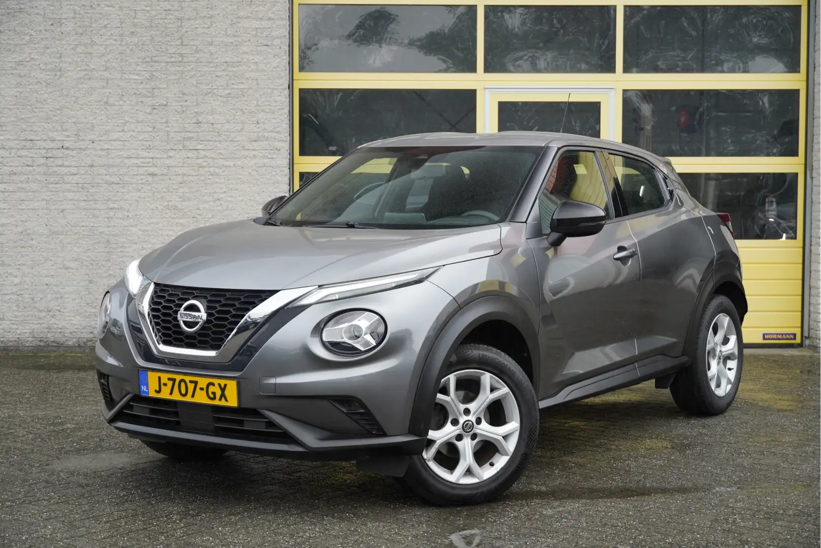 Nissan Juke 1.0 DIG-T Acenta BJ2020 Lmv 17" | Led | Achteruitr Grijs - 1