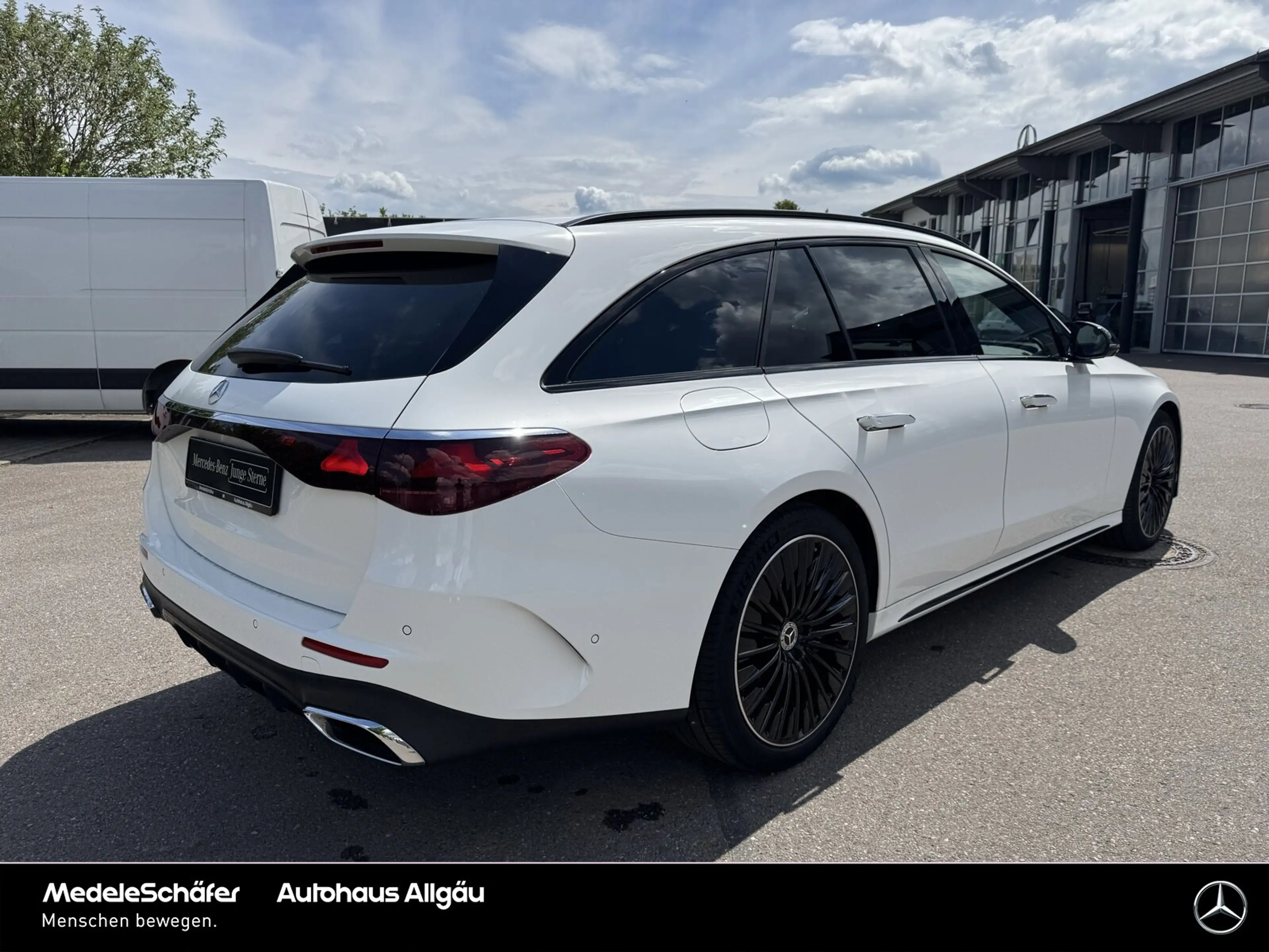 Mercedes-Benz E 450 E 450 d T 4M AMG Premium+ Air PanoSD Massage HUD — photo 5