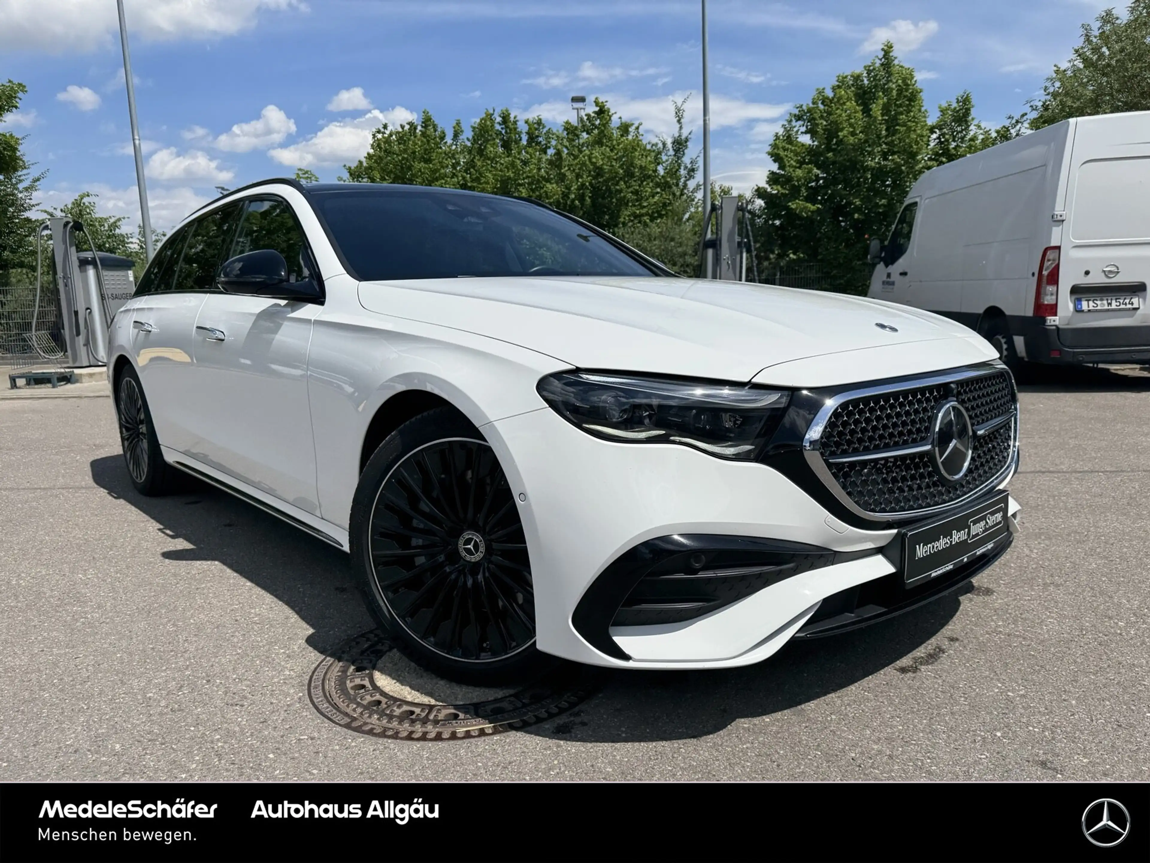 Mercedes-Benz E 450 E 450 d T 4M AMG Premium+ Air PanoSD Massage HUD — photo 2