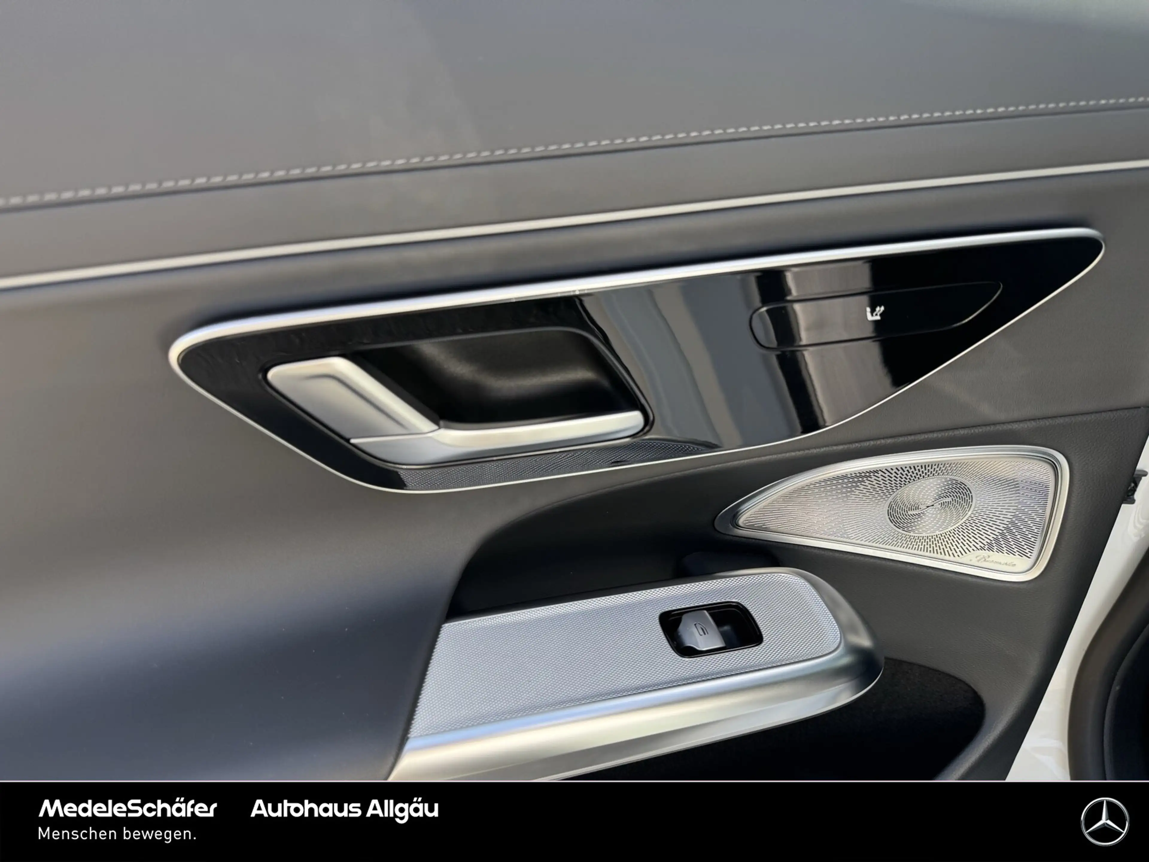 Mercedes-Benz E 450 E 450 d T 4M AMG Premium+ Air PanoSD Massage HUD — photo 8