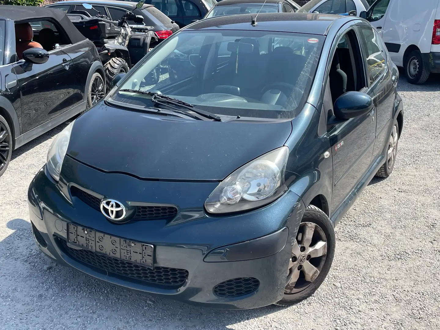 Toyota Aygo Aygo 1.0i VVT-i Toronto Mauve - 2