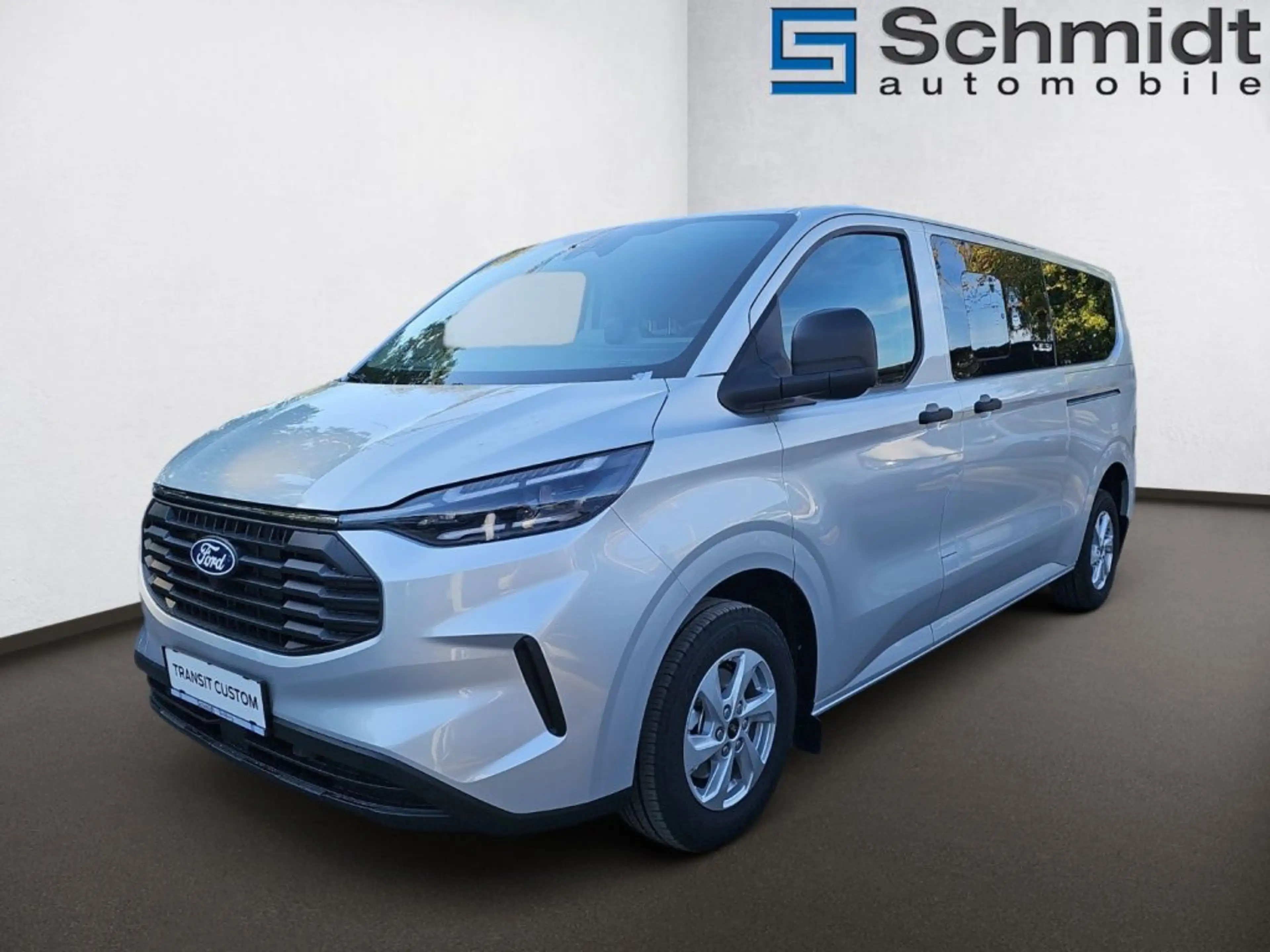 Ford Transit Custom Kombi Trend 320L2 2,0L Eblue 170PS A AWD — photo 2