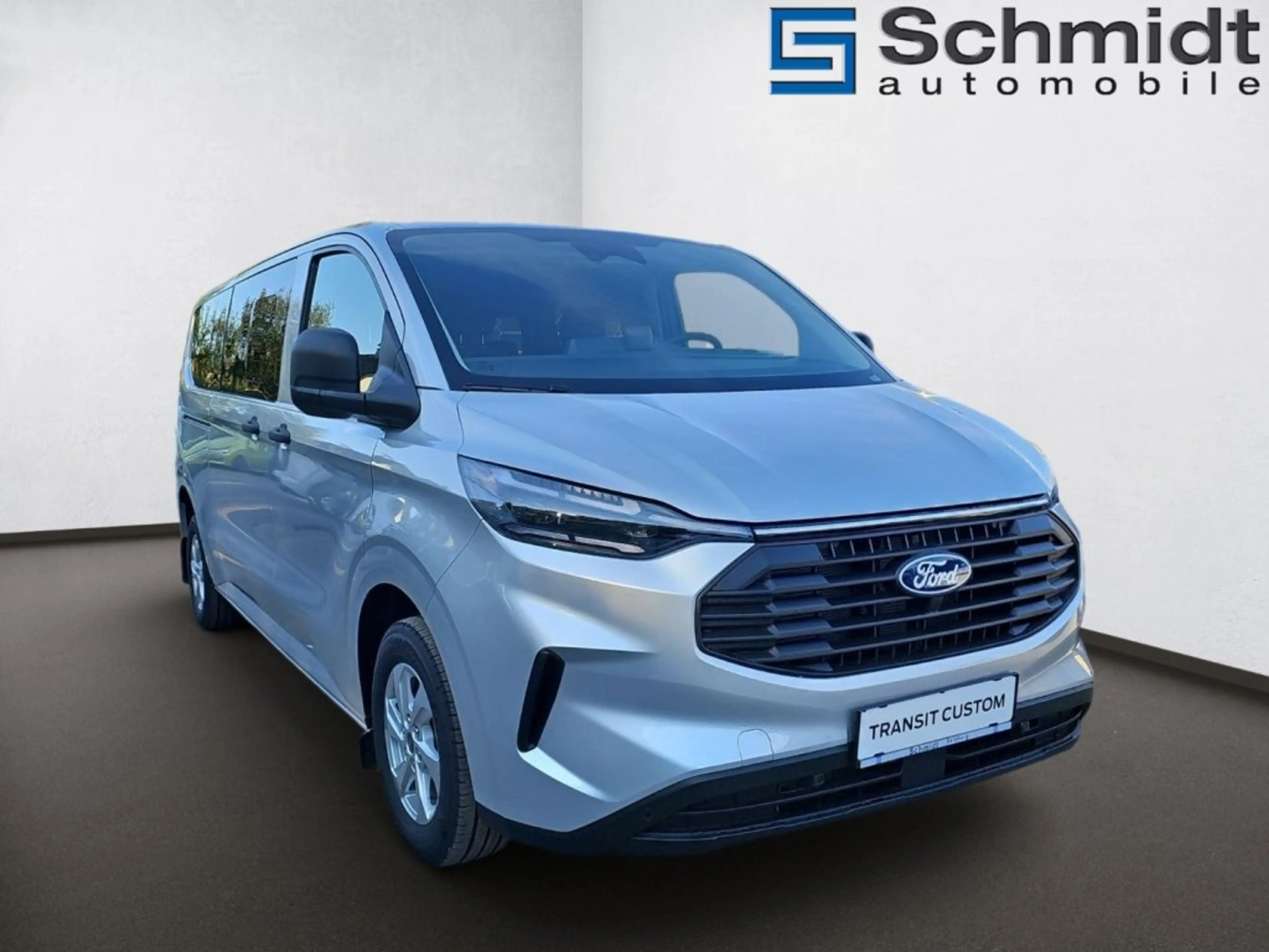 Ford Transit Custom Kombi Trend 320L2 2,0L Eblue 170PS A AWD — photo 6