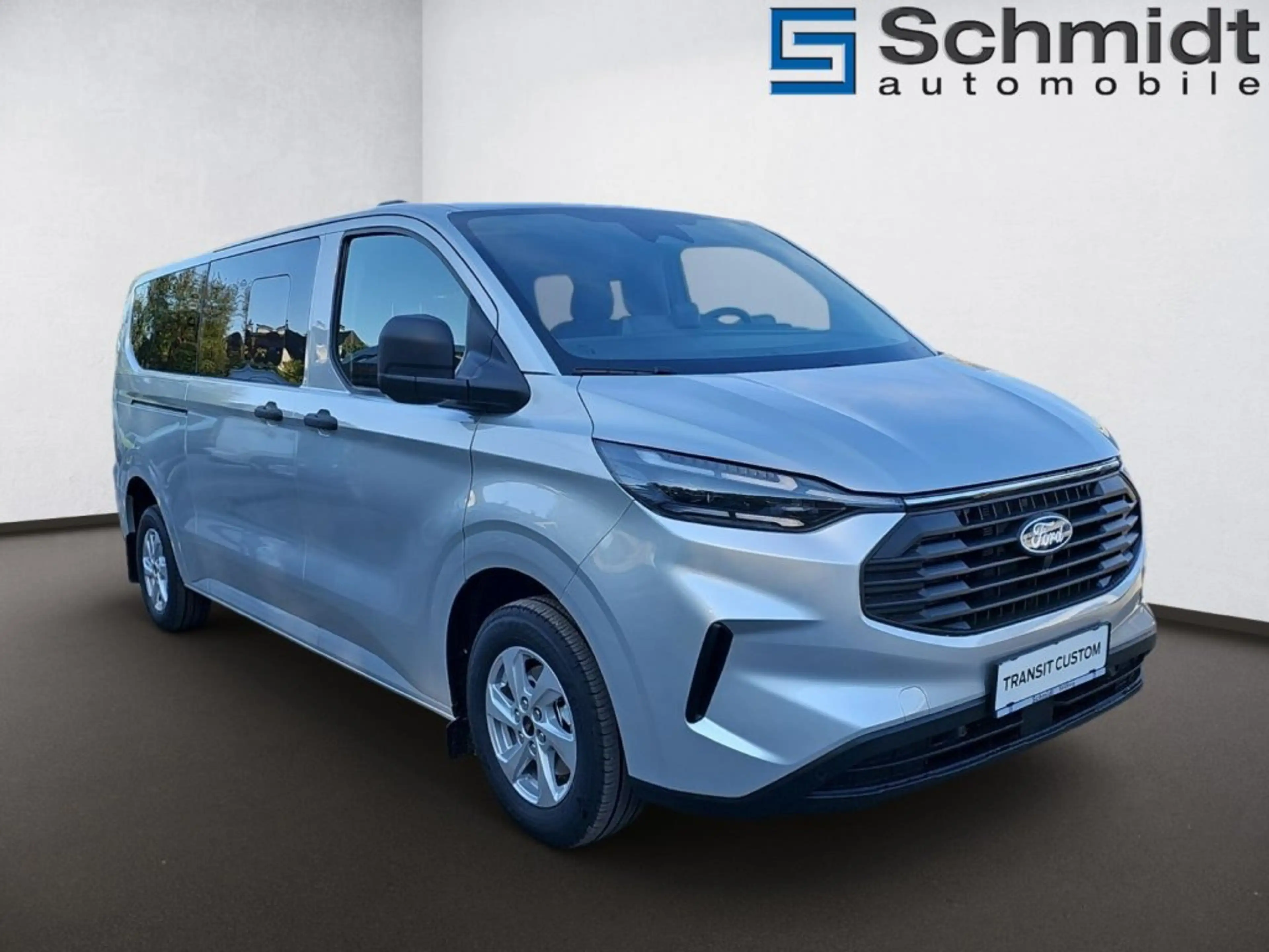 Ford Transit Custom Kombi Trend 320L2 2,0L Eblue 170PS A AWD — photo 5