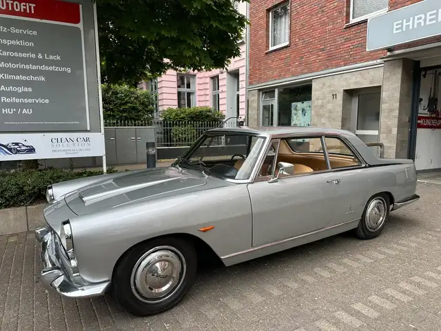Lancia Flaminia 2800 Coupé 3 Vergaser!! FRÜHLINGSPREIS