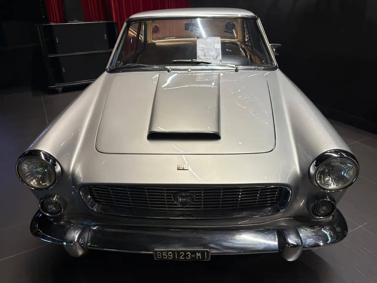 Lancia Flaminia Bild 3