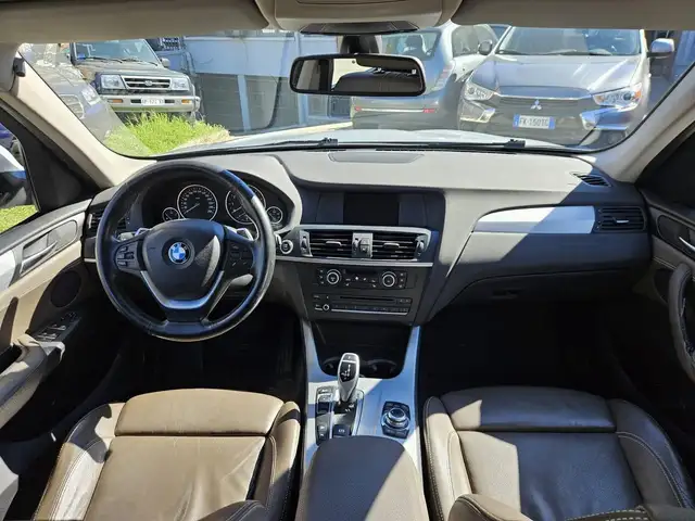BMW X3 view 9
