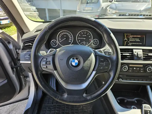 BMW X3 view 13