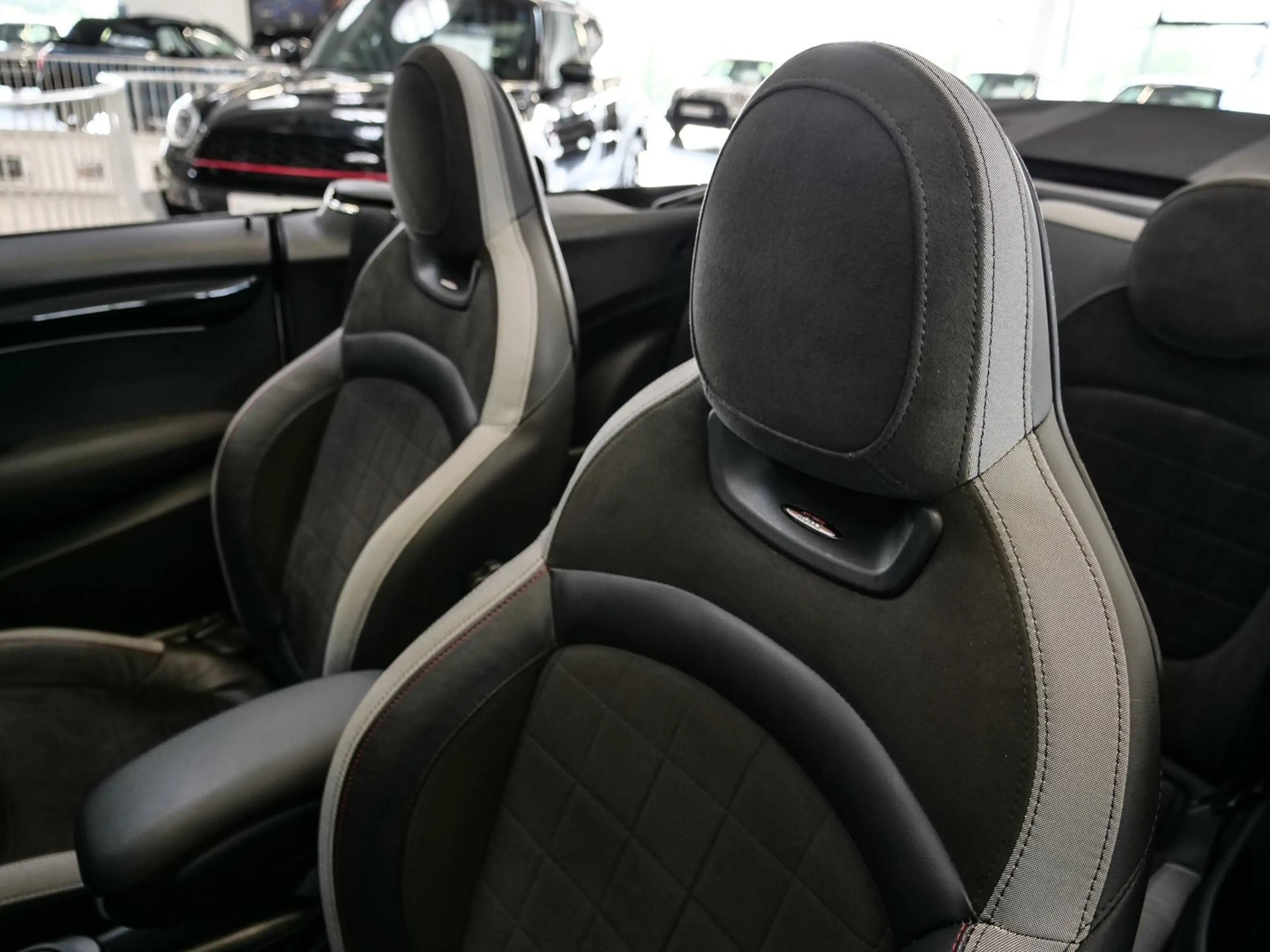 MINI Cooper S Cabrio Cooper S JCW Trim Aut Nav HuD LED h&k Komfzg RFK — photo 10