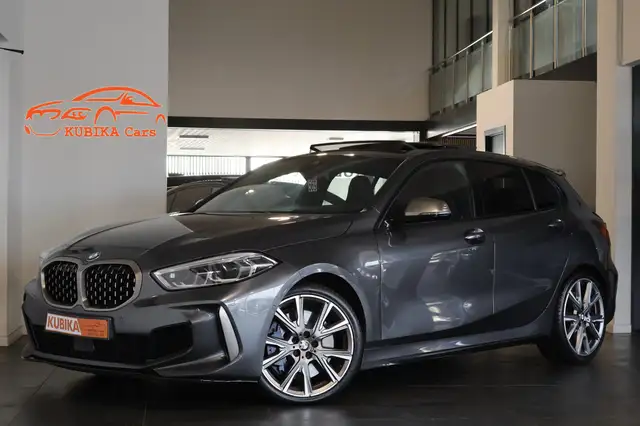 BMW 135 M135i xDrive *BTW* CruiseC LijnA Head-UP Garantie*