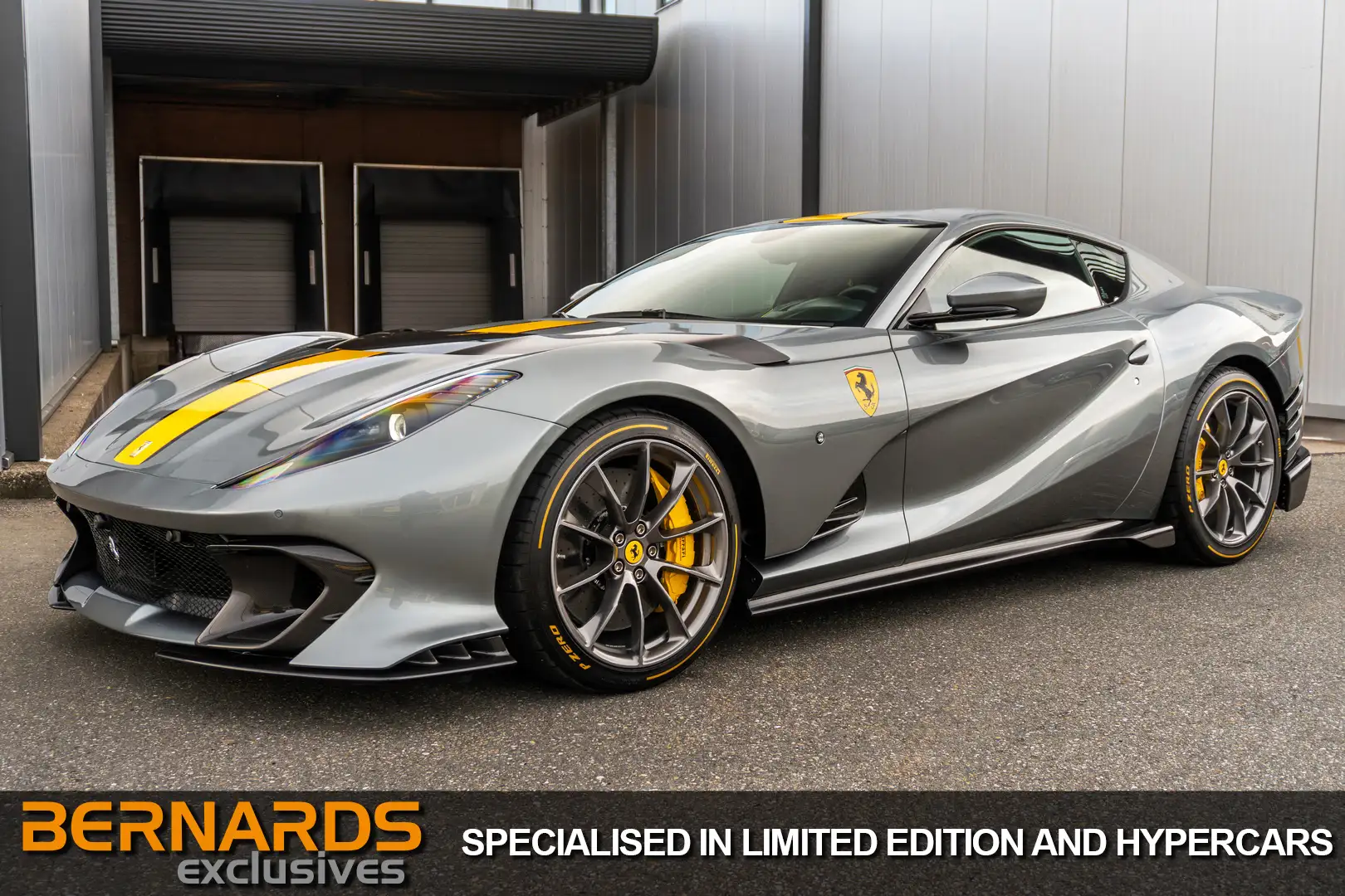 Ferrari 812 Competizione - Grigio Competizione - Brand New - 1 Grijs - 1