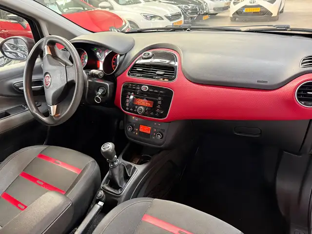 Fiat Punto Evo view 3